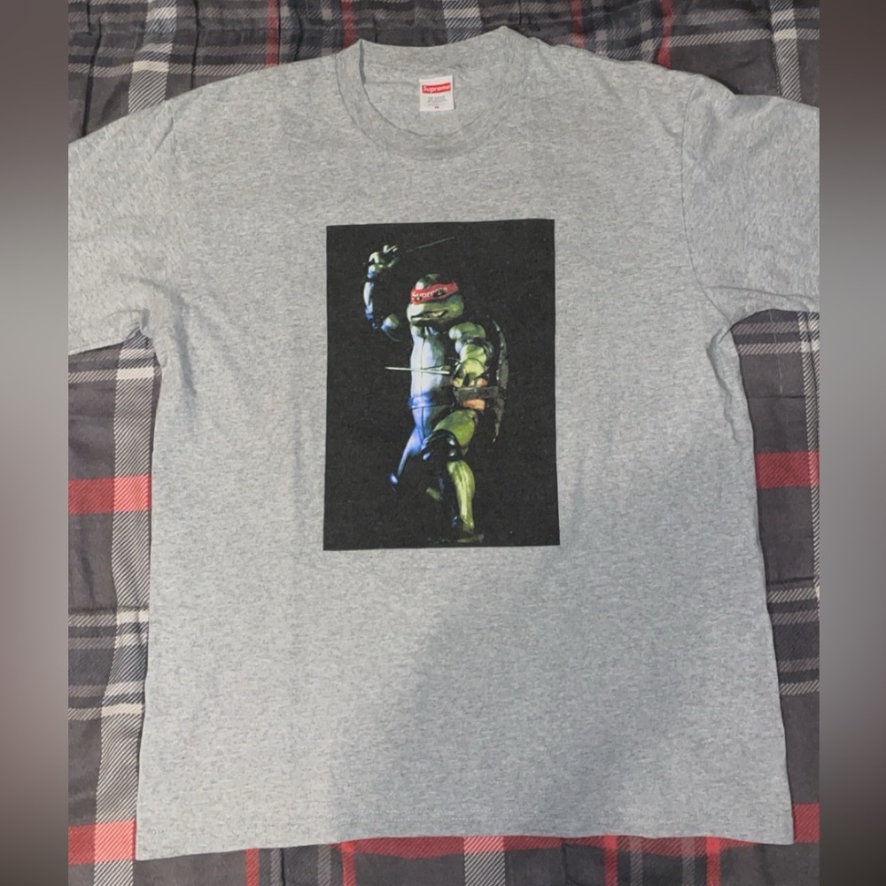 Supreme Raphael Ninja Turtle Tee Size Medium - Picture 2 of 6